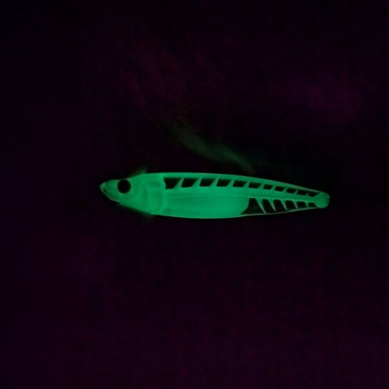 Wobbler Skelettis 8cm – Självlysande & Långkastande Fiskebete