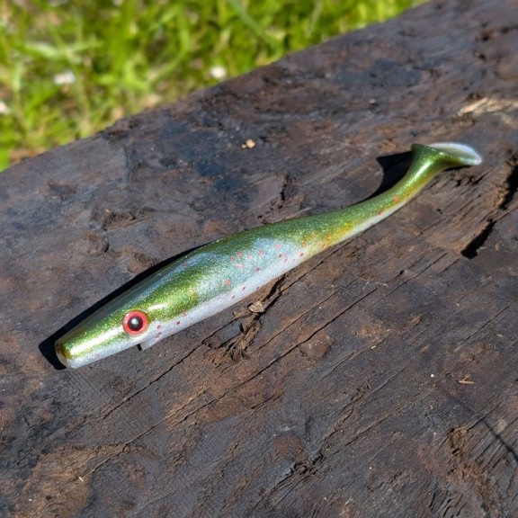 Strike Pro Pig Shad 21g – Gummibete för Gädda & Gös (4-pack)