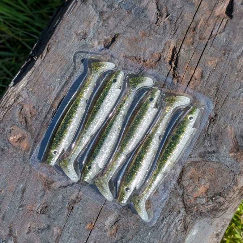 Strike Pro Piglet Shad 7g – Effektivt Gummibete för Gädda & Gös (6-pack)